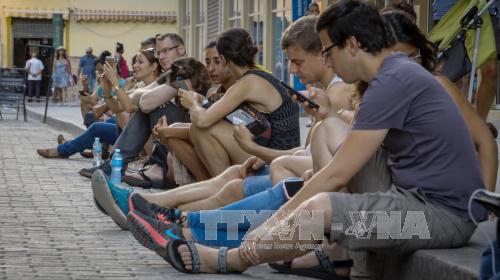 Cuba mở dịch vụ gửi tin nhắn điện thoại trực tiếp đến Mỹ